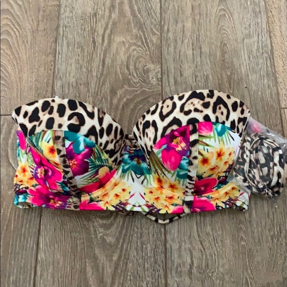 Victoria’s Secret Bandeau ! - Picture 1 of 3
